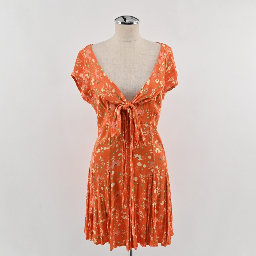 Free People It Takes Two Dress Womens‎ Size M Orange Floral Tie Front Mini Boho
